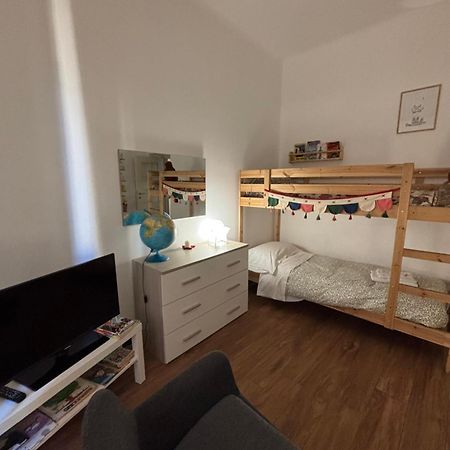 Colombo House E L'Isola Che Non C'E Apartman Genova Kültér fotó